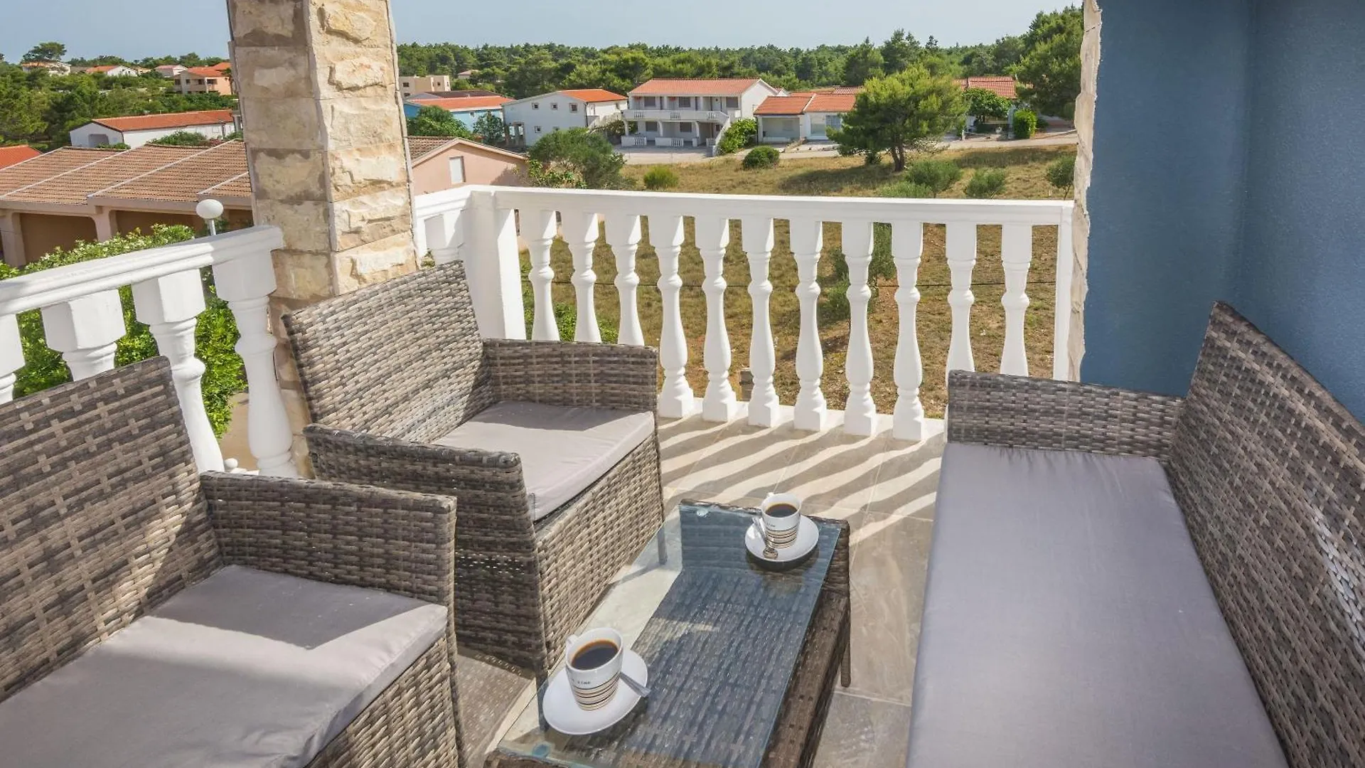 Plaza Ab Apartment Vir Croatia